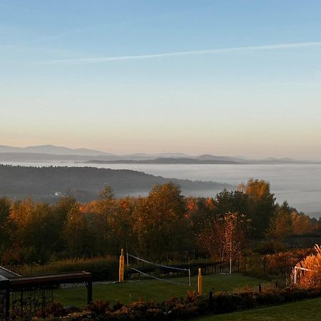 Villa Relax With Swimming Pool And Mountain View Bukow Buitenkant foto