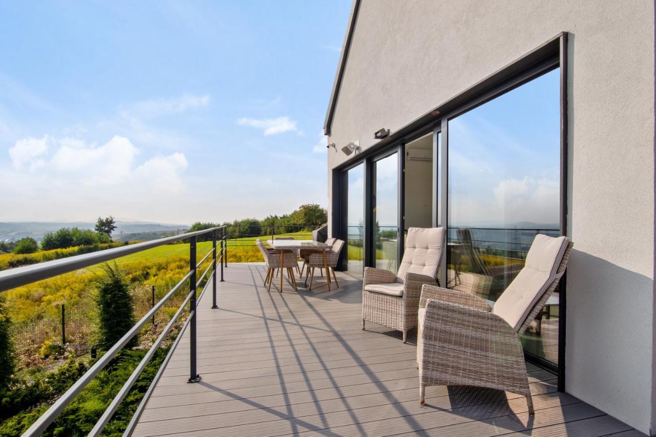Villa Relax With Swimming Pool And Mountain View Bukow Buitenkant foto