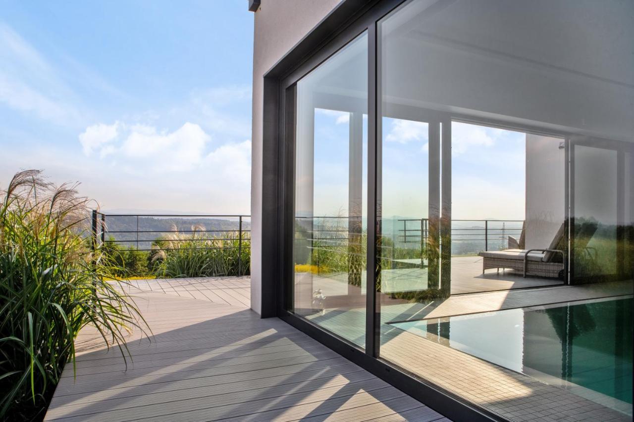 Villa Relax With Swimming Pool And Mountain View Bukow Buitenkant foto