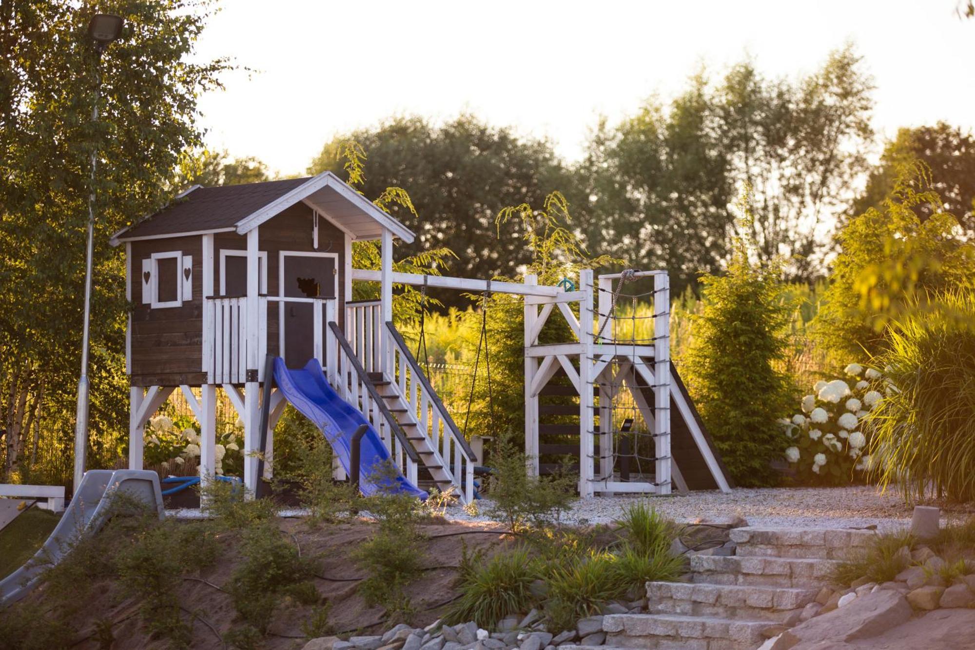 Villa Relax With Swimming Pool And Mountain View Bukow Buitenkant foto